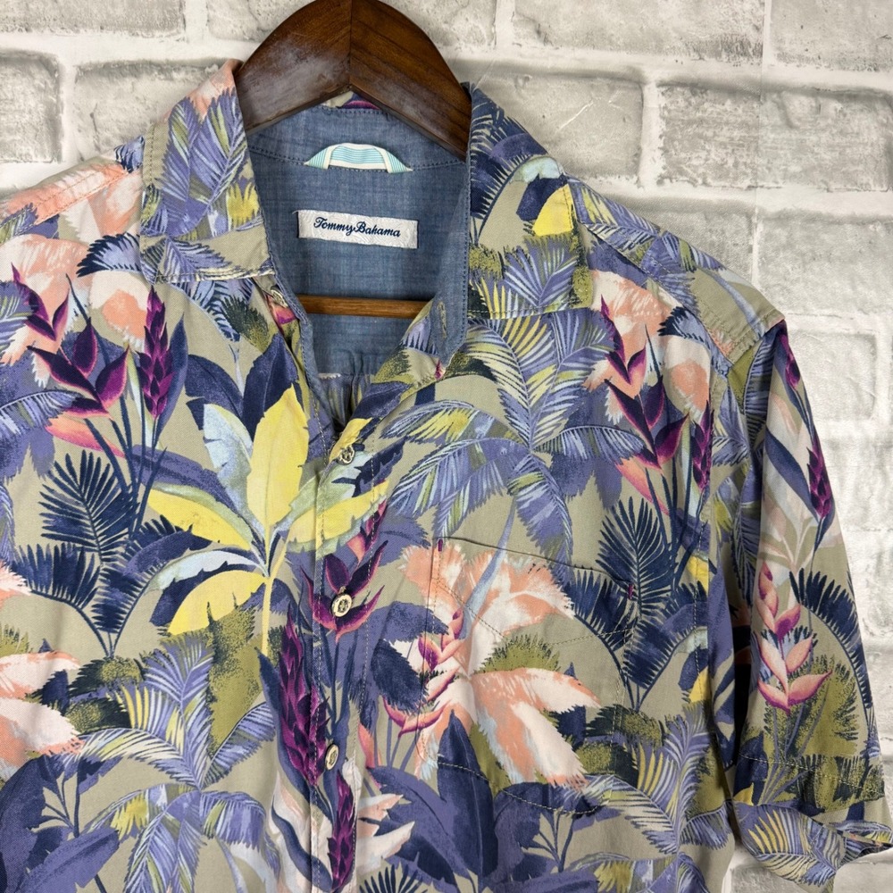 Tommy Bahama Mens Small Tropical Floral Palm Print Tencel Cotton Button Up Shirt